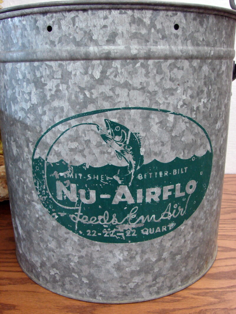 Vintage Massive Galvanized Tin Nu-Airflo Minnow Bucket Complete 22 Quart, Moose-R-Us.Com Log Cabin Decor