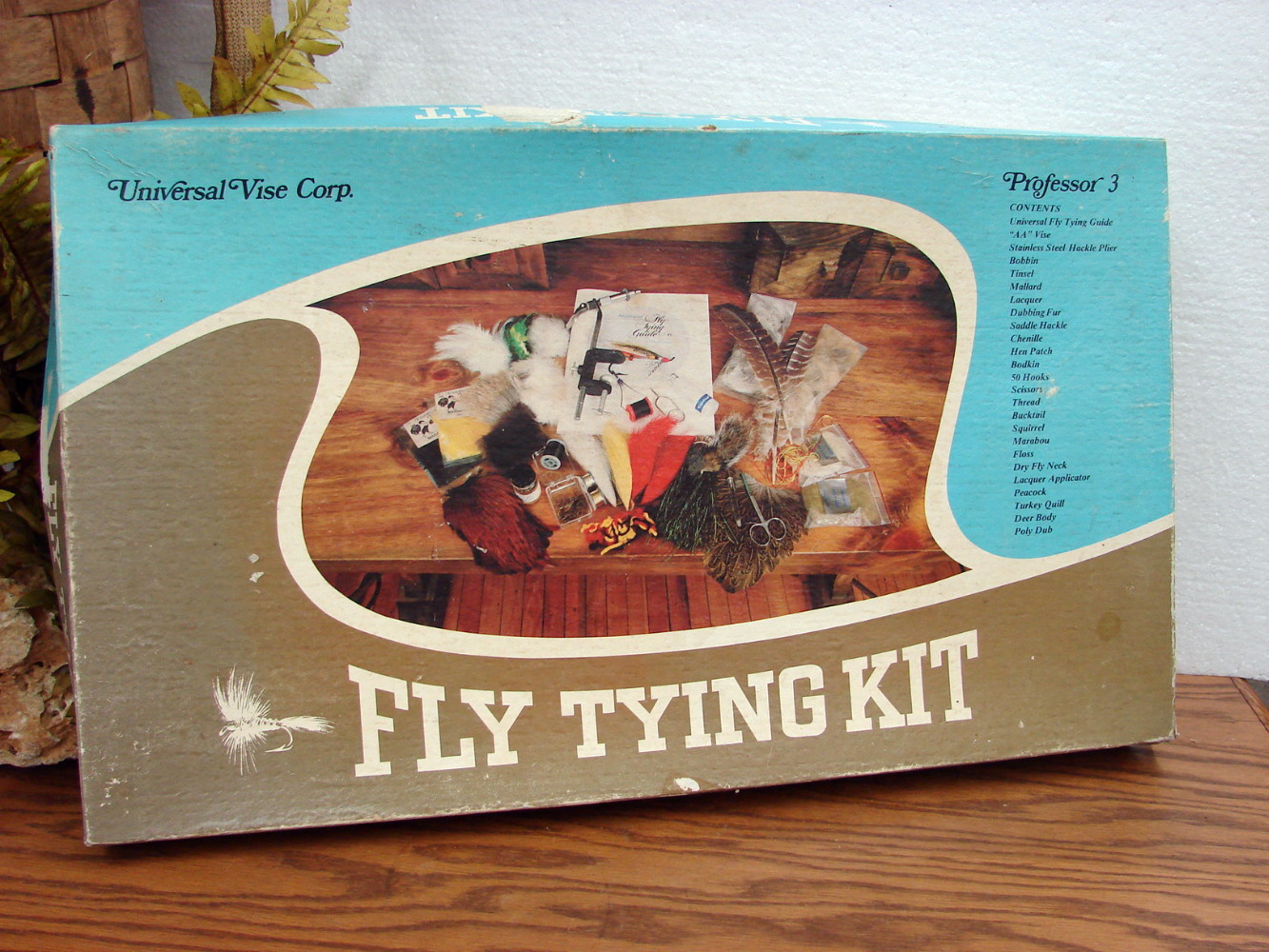 Vintage Universal Vise Corp Fly Tying Kit Professor 3