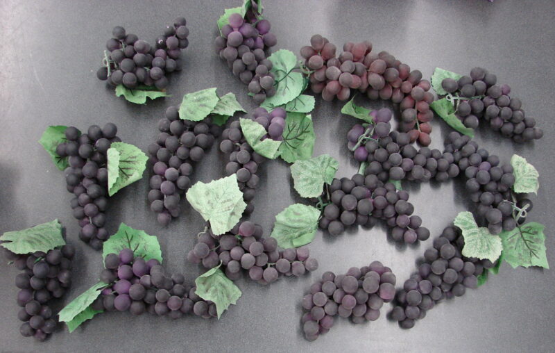 Realistic Rubber Faux Purple Grape Bunch Wine Vine Kitchen Wedding Decor, Moose-R-Us.Com Log Cabin Decor