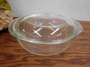 Uncommon Pyrex Teardrop Mixing Bowls, Nesting Clear Glass Pour Spout  Measuring Cup Batter Bowls, Tab Handles