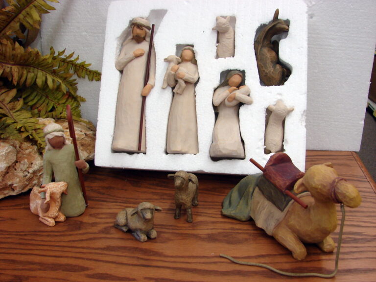 Willow Tree Susan Lordi Nativity Mary Jesus Joseph Animals Wise Men ...