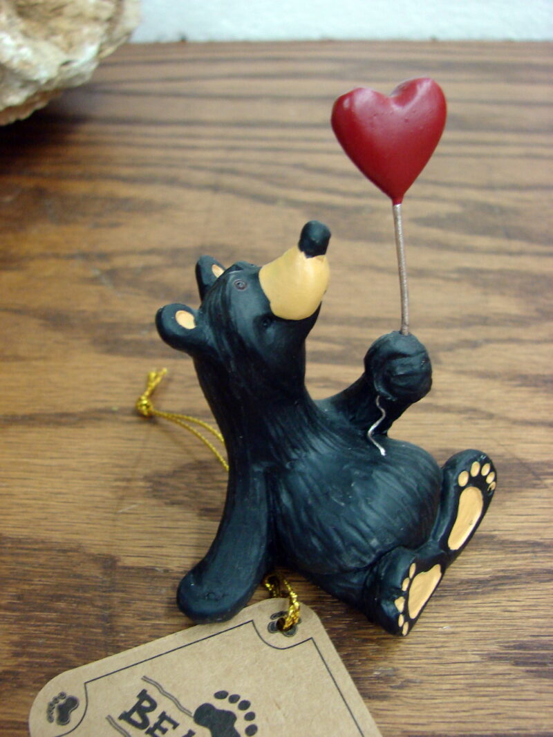 New Big Sky Carvers Bearfoots Bears Jeff Fleming Give Love Heart Mini Figurine, Moose-R-Us.Com Log Cabin Decor