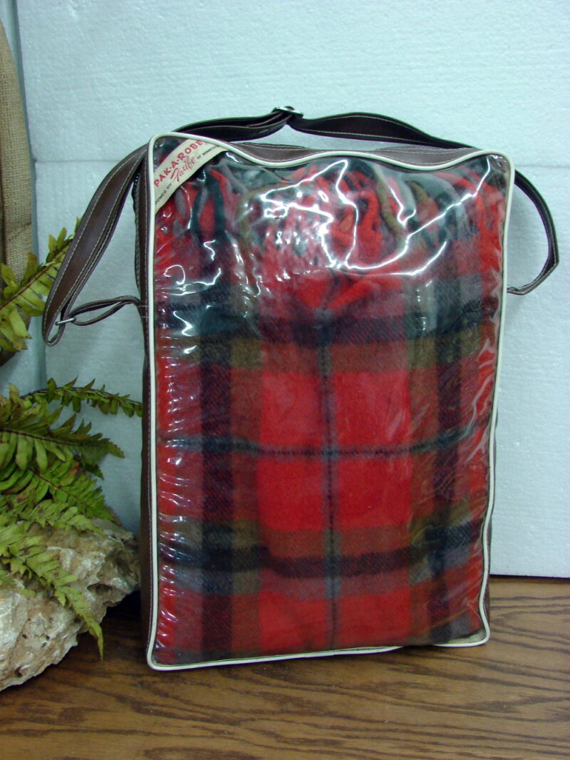 Vintage Faribo Stadium Red Plaid 100% Wool Blanket Tote Case, Moose-R-Us.Com Log Cabin Decor