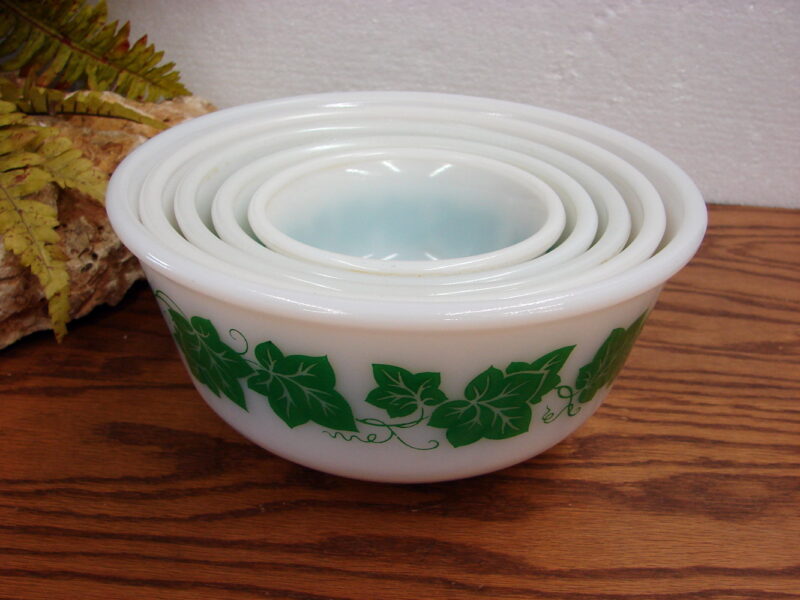 Vintage Hazel Atlas Green Ivy Milk Glass Mixing Nesting Bowl Set/5, Moose-R-Us.Com Log Cabin Decor