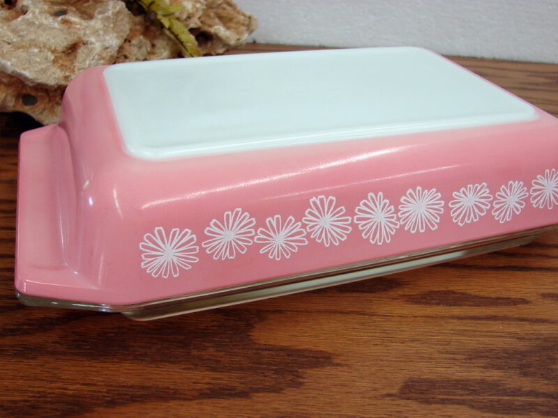 Vintage PYREX 548 Pink Daisy 1 1/4 Quart Rectangular w/ Space Saver Lid, Moose-R-Us.Com Log Cabin Decor