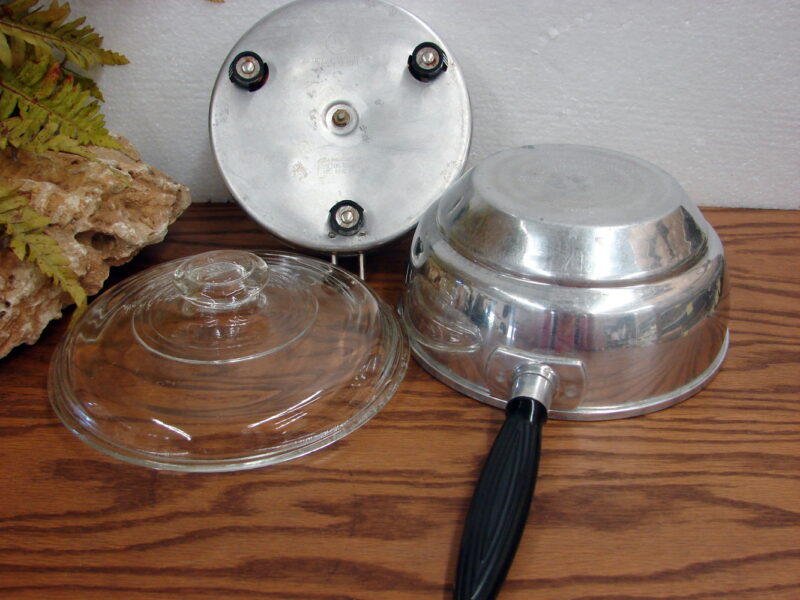 Vintage Aluminum Glass West Bend Popcorn Popper #3286 Glass Lid Works, Moose-R-Us.Com Log Cabin Decor