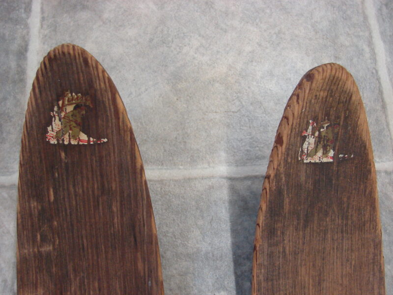 Vintage Lund Simple Pine Wood Snow Skis Antique Ski Lodge Decor, Moose-R-Us.Com Log Cabin Decor