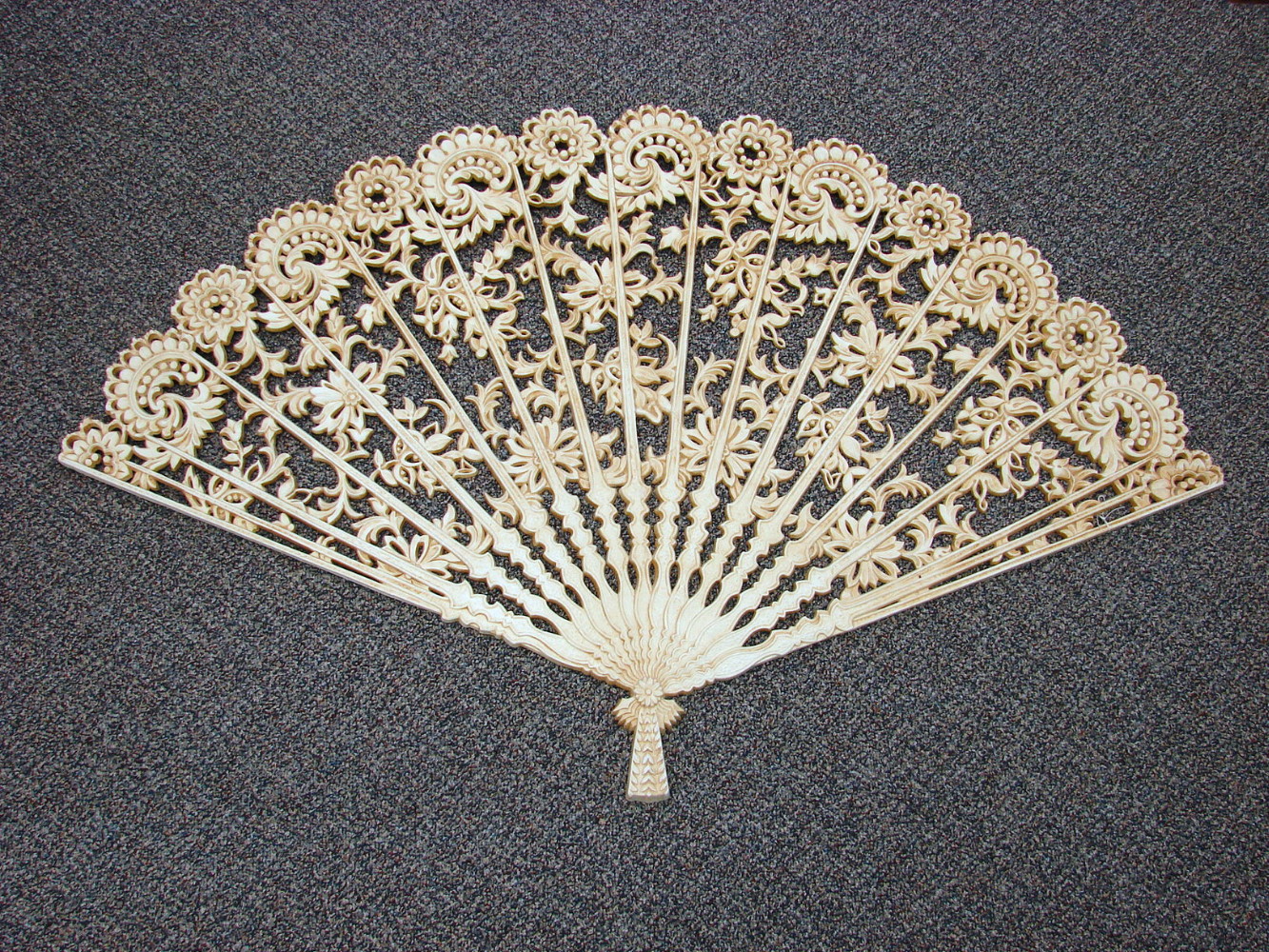 Outlet Vintage Burwood USA Fan 4402 Wall Hanging Decor Hollywood Regency MCM Gold