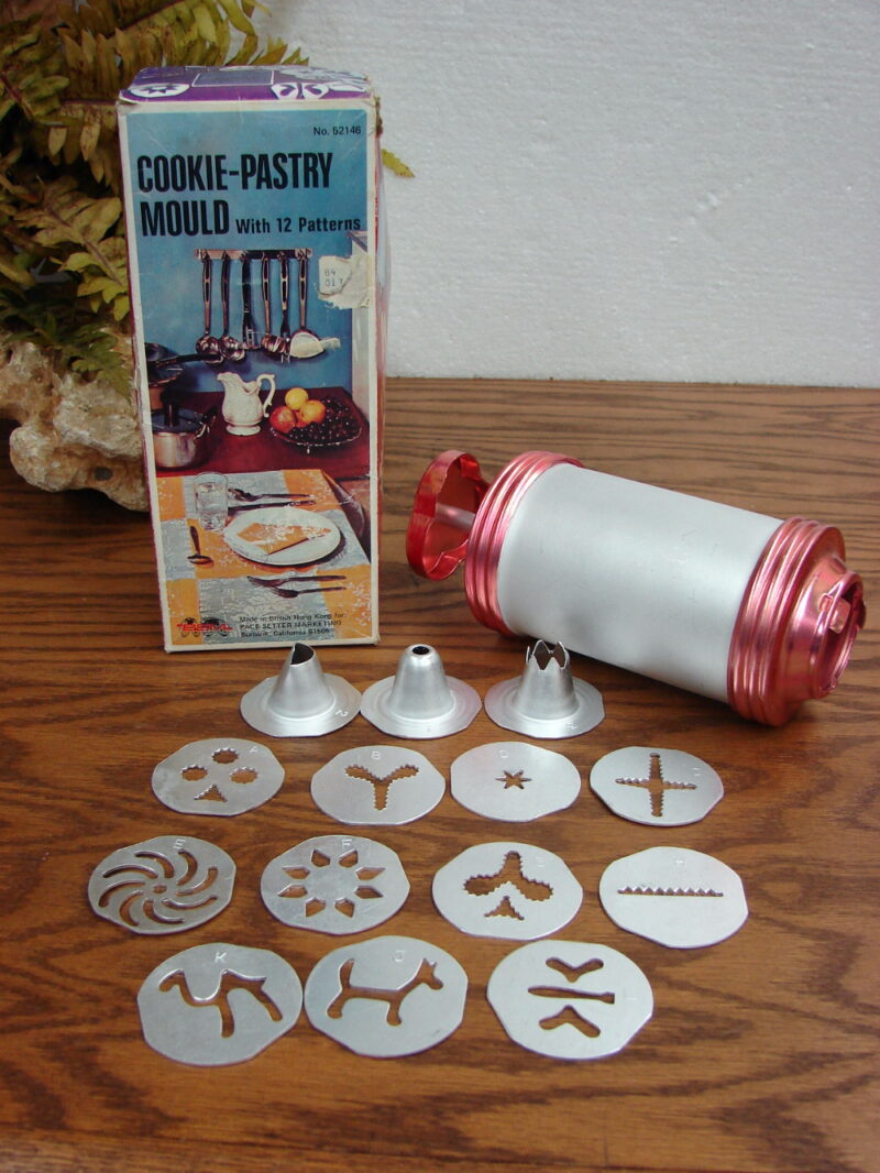 Vintage PSM Cookie Pastry Mold Plunge Gun British Hong Kong in Box, Moose-R-Us.Com Log Cabin Decor