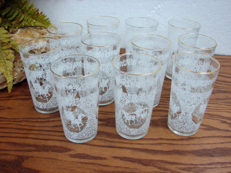 11 Vintage MCM Hazel Atlas White Monticello Horse Buggy Drinking Glasses, Moose-R-Us.Com Log Cabin Decor