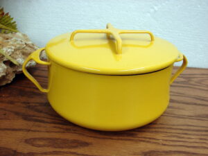 Decoware Enameled Yellow Cast Iron Lidded Vintage Bakeware