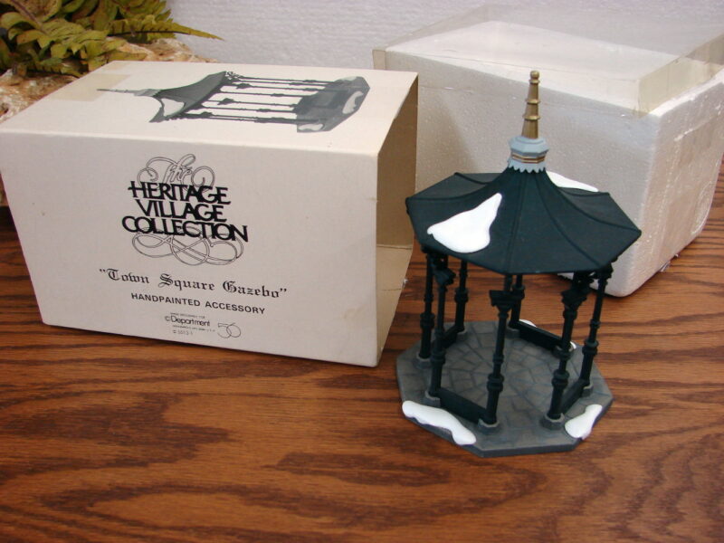 Retired Dept 56 Town Square Gazebo Heritage Village Collection #55131-1, Moose-R-Us.Com Log Cabin Decor