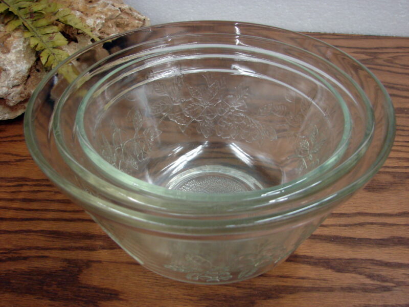 Vintage MCM Federal Glass Crystal Blossoms Clear Nest Mixing Serving Bowls, Moose-R-Us.Com Log Cabin Decor