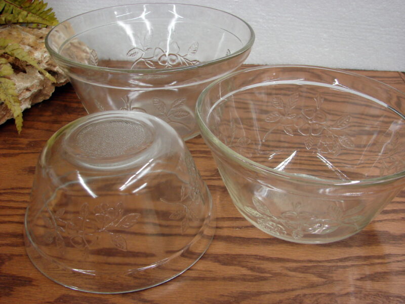 Vintage MCM Federal Glass Crystal Blossoms Clear Nest Mixing Serving Bowls, Moose-R-Us.Com Log Cabin Decor