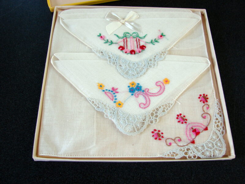 Vintage MCM Hanky Handkerchief New in Box Wedding Present, Moose-R-Us.Com Log Cabin Decor