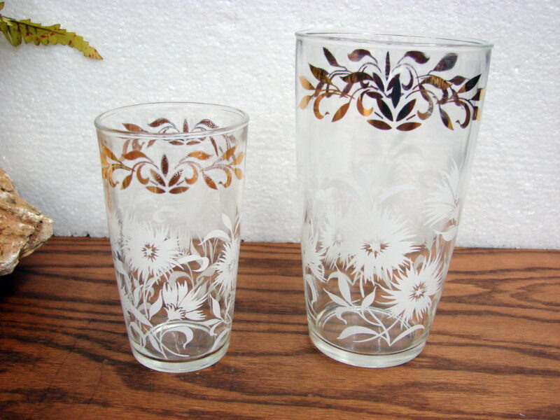 Vintage MCM Hazel Atlas 24 Oz White Aster Gold Trim Glass, Moose-R-Us.Com Log Cabin Decor