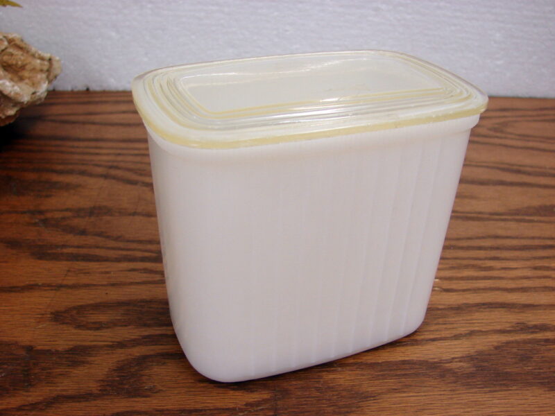 Vintage MCM Hazel Atlas White Refrigerator Dish Box, Moose-R-Us.Com Log Cabin Decor