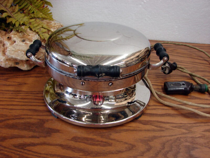 Vintage MCM Electric Waffle Maker Chrome Round Art Deco Pedestal Justrite Mpls, Moose-R-Us.Com Log Cabin Decor