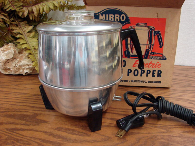 Vintage Mirro Atomic Aluminum Electric Corn Popper M-0100 Popcorn Maker w/ Box, Moose-R-Us.Com Log Cabin Decor