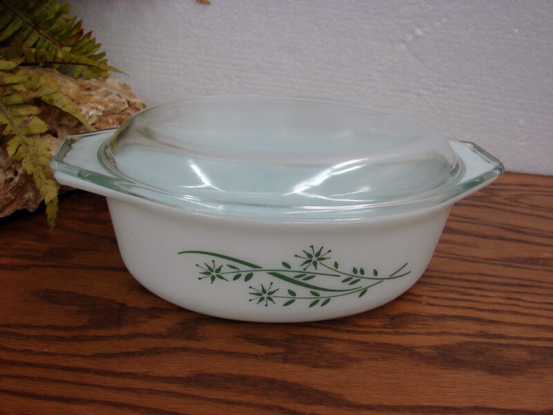 Vintage PYREX Green Honeysuckle #043 Oval Casserole w/ Lid, Moose-R-Us.Com Log Cabin Decor