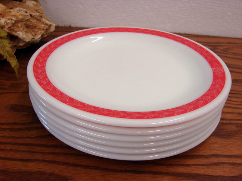 Vintage PYREX Red Laurel Leaf 9&#8243; Plates Set/6 Tableware, Moose-R-Us.Com Log Cabin Decor