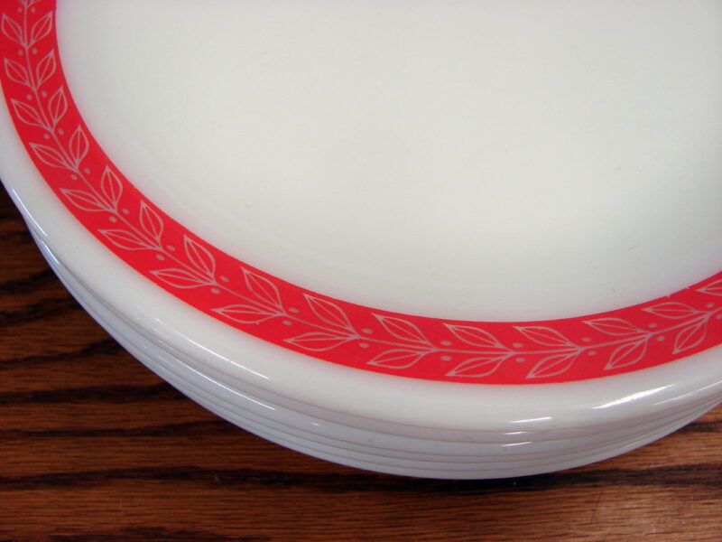 Vintage PYREX Red Laurel Leaf 9&#8243; Plates Set/6 Tableware, Moose-R-Us.Com Log Cabin Decor