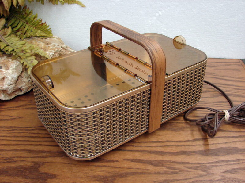 Vintage MCM Salton Cosmopolitan Hot Basket BH-2 Electric Bread Bun Warmer, Moose-R-Us.Com Log Cabin Decor