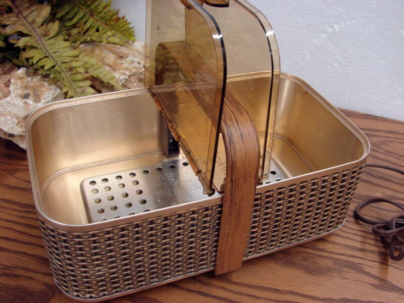 Vintage MCM Salton Cosmopolitan Hot Basket BH-2 Electric Bread Bun Warmer, Moose-R-Us.Com Log Cabin Decor