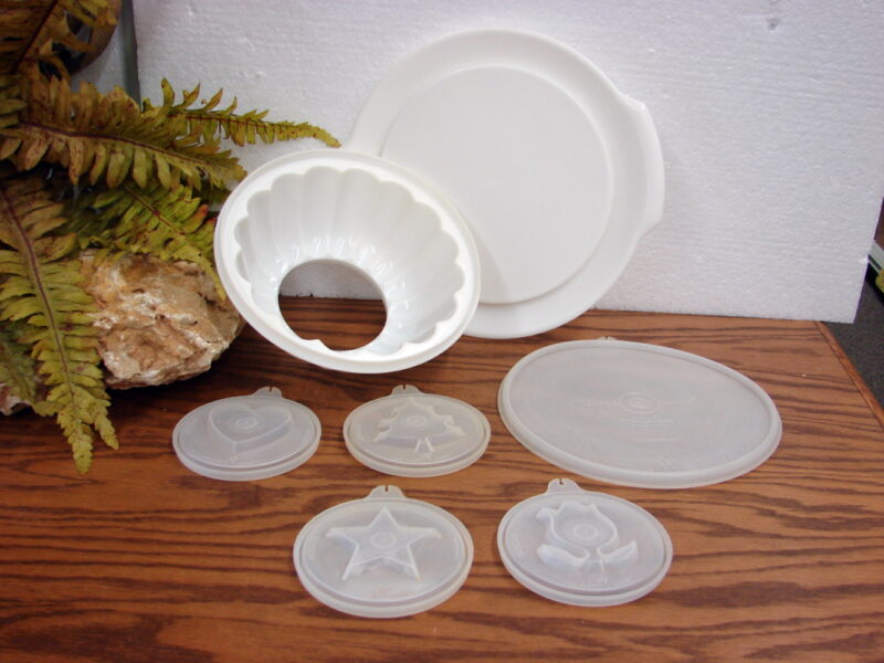 Vintage Tupperware 1970&#8217;s 7 Pc Jel-N-Serve Jello Mold Platter Lid Caps Inserts, Moose-R-Us.Com Log Cabin Decor