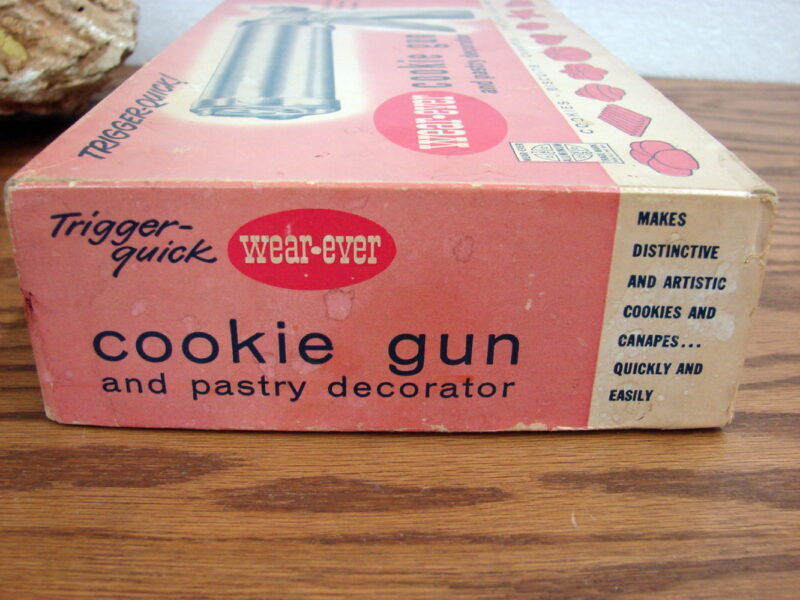 Vintage Wear-Ever Trigger-Quick Cookie Gun Pastry Decorator Complete w/ Box, Moose-R-Us.Com Log Cabin Decor