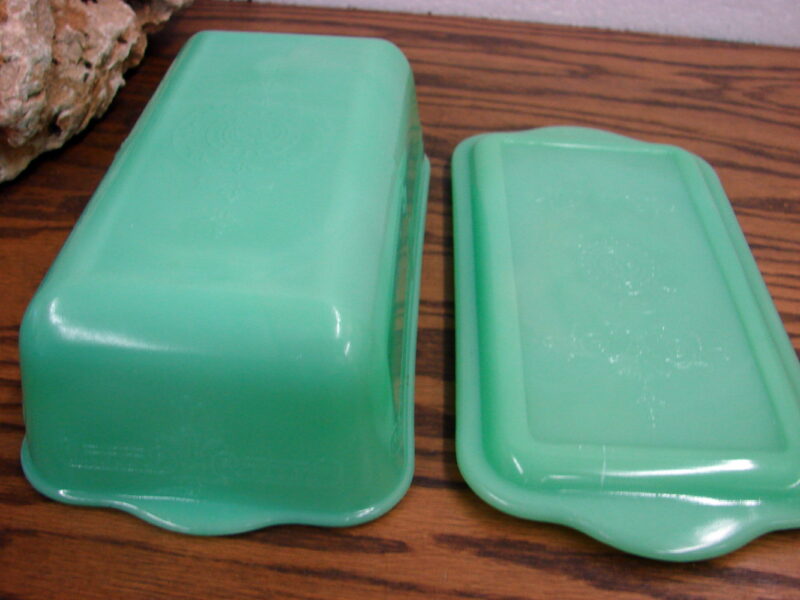 Vintage Fire-King Jade Philbe Rectangle Loaf Pan w/ Lid, Moose-R-Us.Com Log Cabin Decor