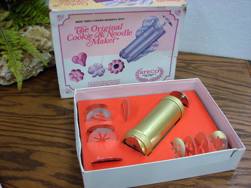 Vintage Ateco Cookie &#038; Noodle Maker Press Plunger Aluminum NIB No 685, Moose-R-Us.Com Log Cabin Decor