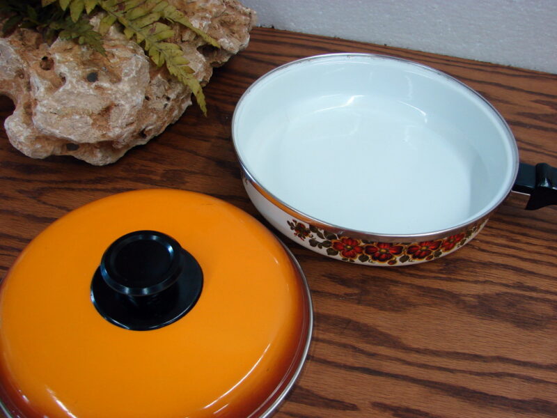 Vintage MCM Retro Enamel Flowered Skillet Orange Lid 8&#8243; Complete, Moose-R-Us.Com Log Cabin Decor