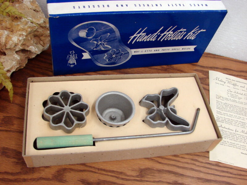 Vintage Scandinavian Waf-l-ette Patty Shell Handi Hostess Kit Rosette Maker, Moose-R-Us.Com Log Cabin Decor