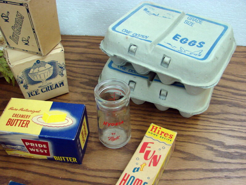 Vintage MCM 10 Pc Pantry Kitchen Advertising Tin Cardboard Glass Jar Lot, Moose-R-Us.Com Log Cabin Decor