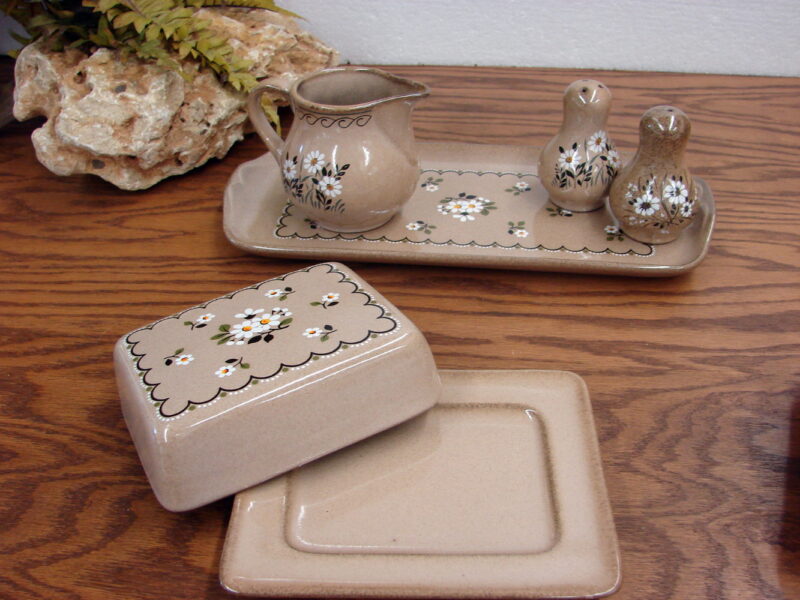 Vintage Pfalzkeramik West Germany Pottery White Daisy 6 Pc Set, Moose-R-Us.Com Log Cabin Decor