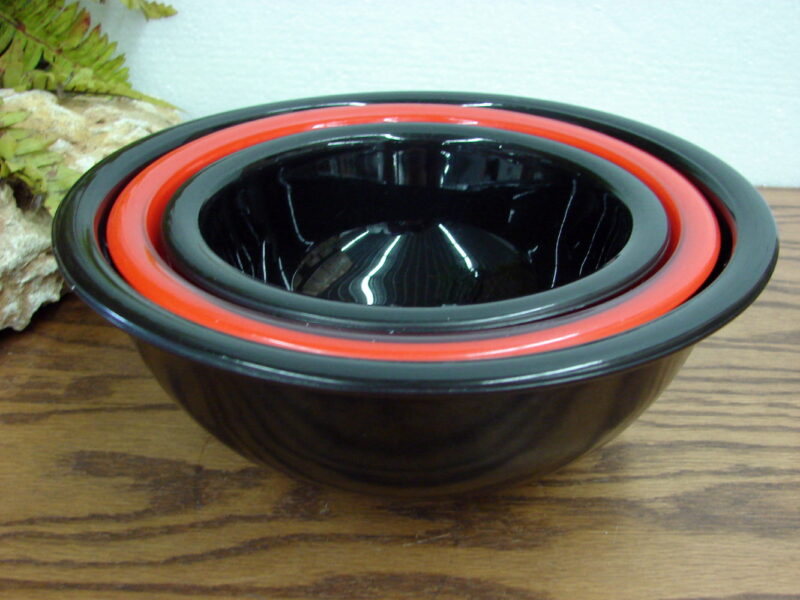 Vintage PYREX Black Red 322 323 324 Clear Bottom Ring Mixing Bowls, Moose-R-Us.Com Log Cabin Decor