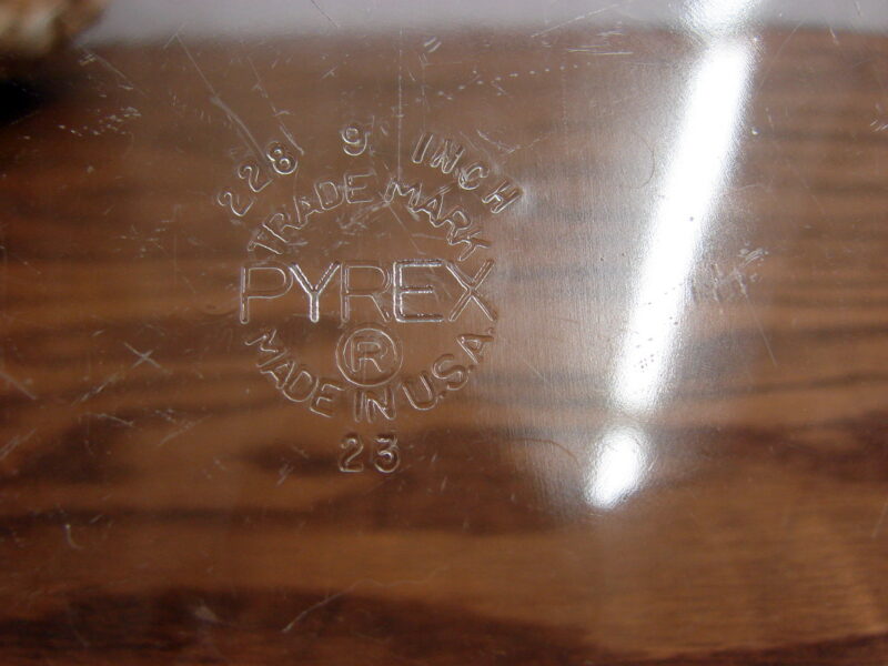 Vintage PYREX #228 Handled Pie Plate Fluted Rim Clear 9 Inch, Moose-R-Us.Com Log Cabin Decor