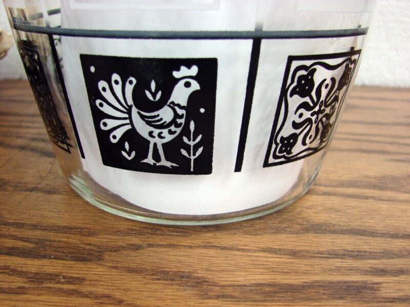 Vintage Hazel Atlas Amish Rooster Tulip Cottage Ice Lip Pitcher, Moose-R-Us.Com Log Cabin Decor