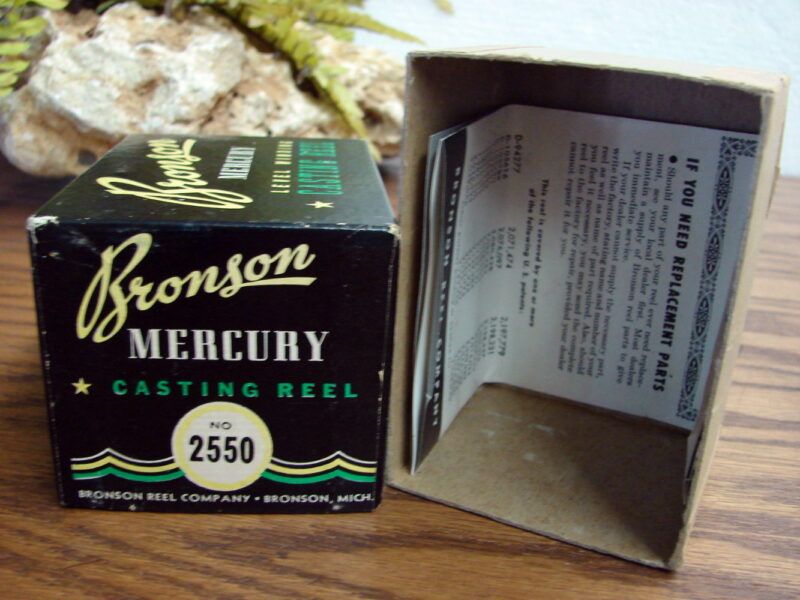 Vintage Reel Box ONLY Bronson Mercury #2550 and South Bend #1130, Moose-R-Us.Com Log Cabin Decor