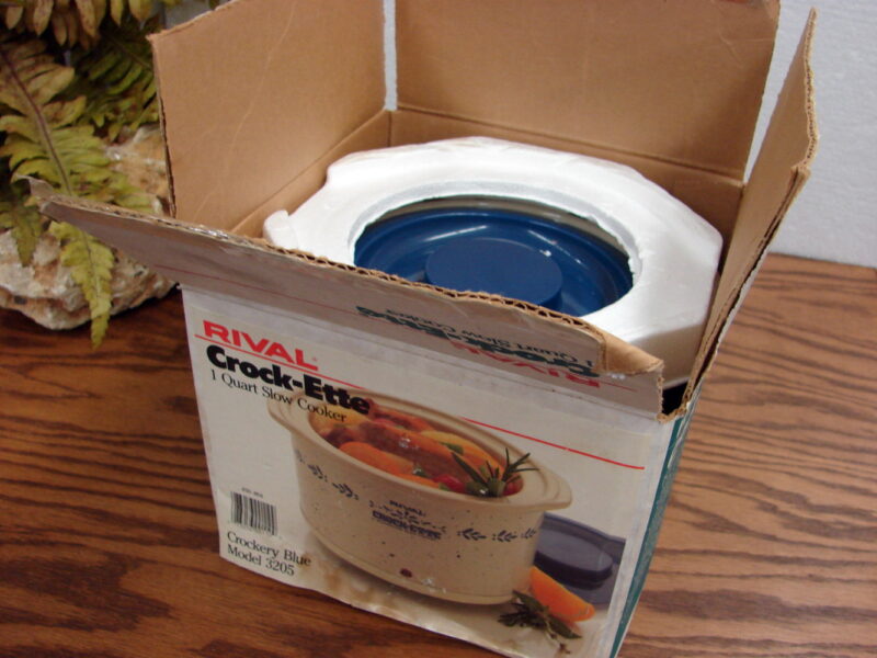 Vintage #3205 Rival Crock-ette 1 Quart Stoneware Slow Cooker Dips Cookbook Box, Moose-R-Us.Com Log Cabin Decor