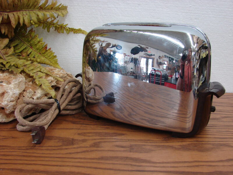 Vintage Toastmaster Automatic Pop Up Toaster Chrome Tested Works, Moose-R-Us.Com Log Cabin Decor