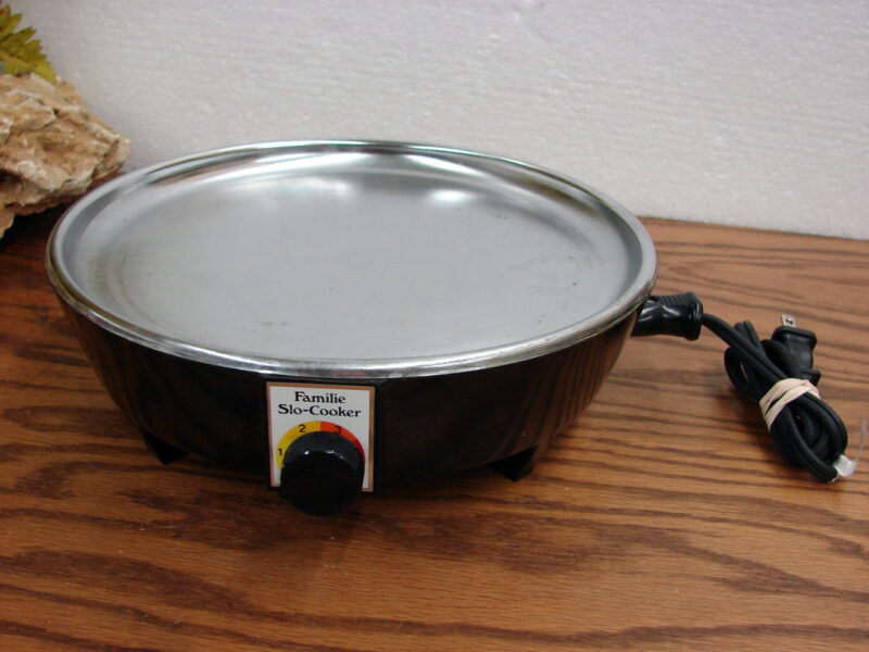 Vintage West Bend Familie Slo-Cooker Slow Cooker Round Base with Cord Only, Moose-R-Us.Com Log Cabin Decor