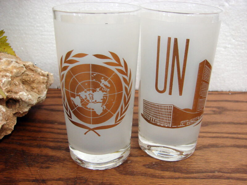 Vintage United Nations UN White Gold Highball Old Fashion Glasses Set/5, Moose-R-Us.Com Log Cabin Decor