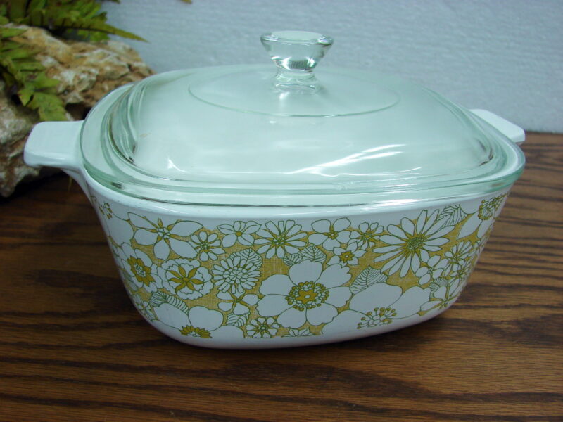 Vintage Corning Ware USA Floral Bouquet Yellow Blue Floral Oven Microwave Accessories, Moose-R-Us.Com Log Cabin Decor