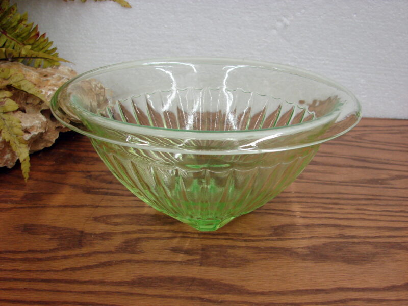 Vintage Vaseline Federal Glass Uranium Hazel Atlas Rolled Rim Square Bottom Mixing Bowl, Moose-R-Us.Com Log Cabin Decor