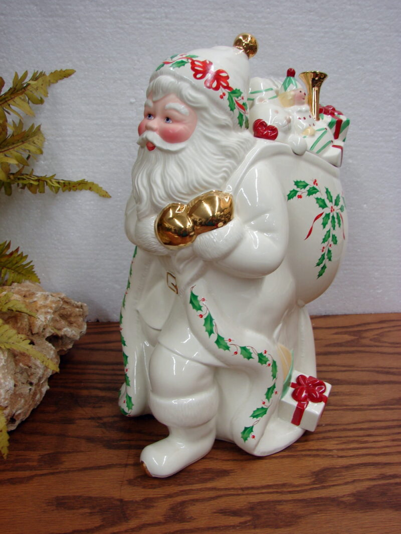 Lenox 1999 Holiday Santa Collection Millennium Cookie Jar Gold Accents, Moose-R-Us.Com Log Cabin Decor