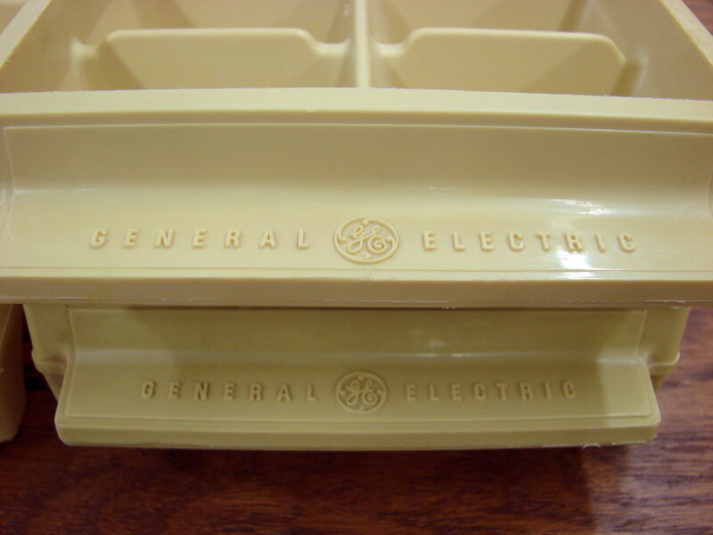 Vintage Plastic General Electric Hot Point Ice Cube Tray Retro Lot of 7, Moose-R-Us.Com Log Cabin Decor