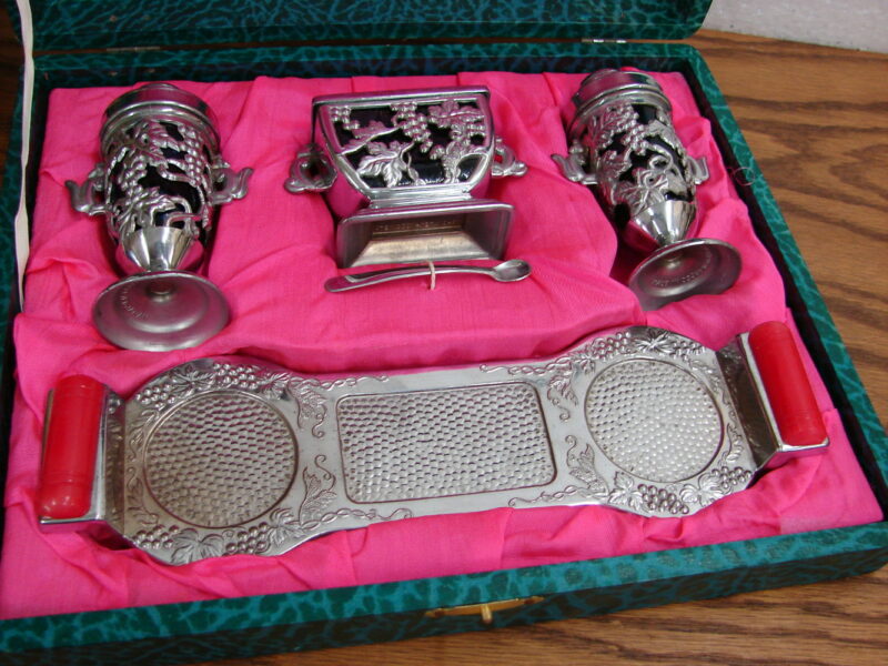 1940&#8217;s Occupied Japan Silver Grape Cobalt Blue Boxed Salt Pepper Sugar Set, Moose-R-Us.Com Log Cabin Decor