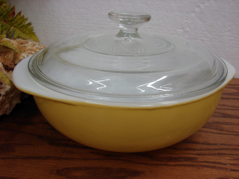 Vintage PYREX #024 Pineapple Yellow 2 Qt Round Baking Dish w/ Lid, Moose-R-Us.Com Log Cabin Decor